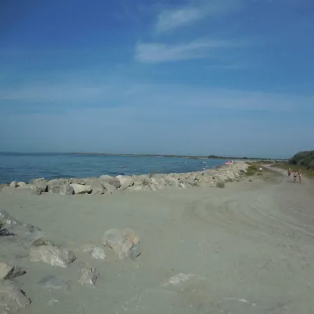 Mobil A La Mer Campeggio 4*
